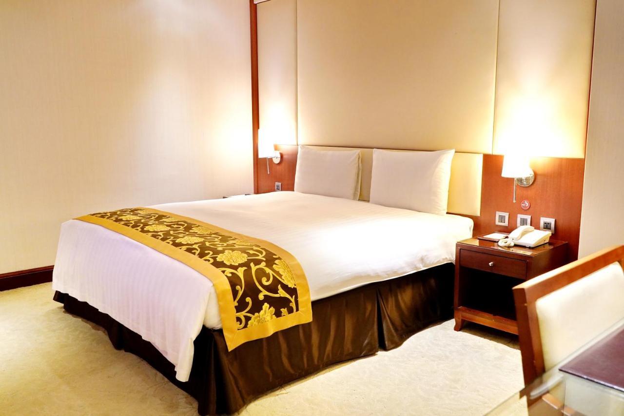Hu House - Taipei Otel Dış mekan fotoğraf