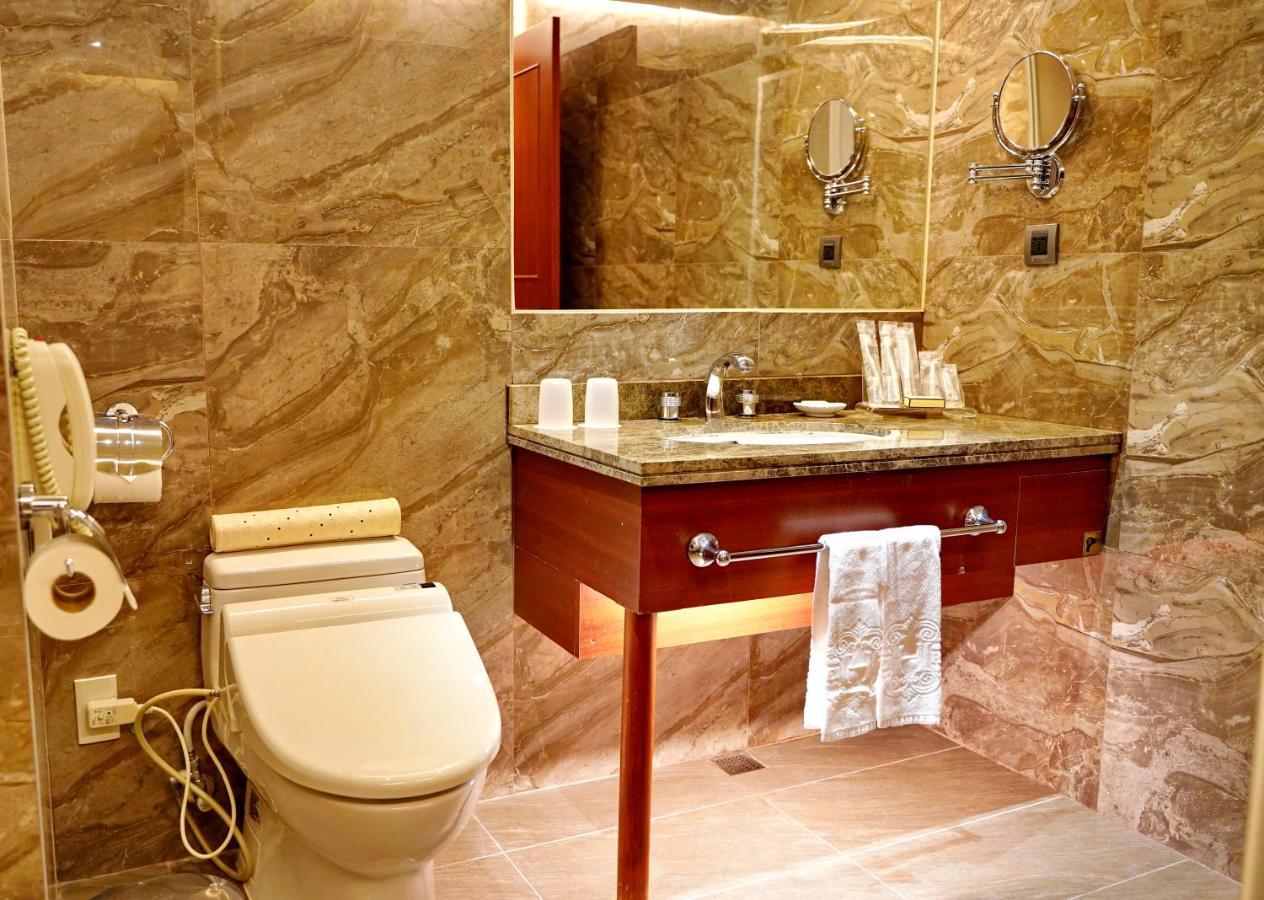 Hu House - Taipei Otel Dış mekan fotoğraf